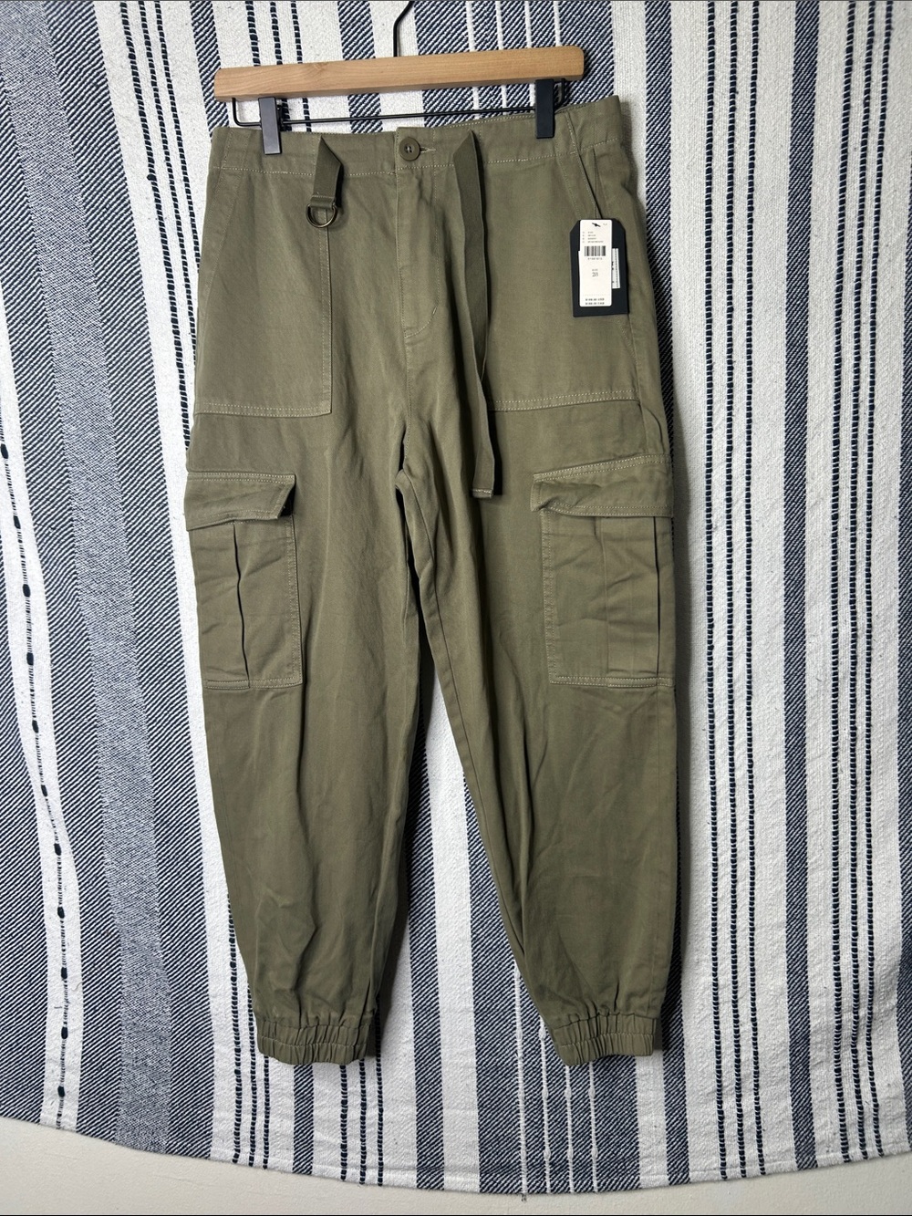 NWT Sierra Retreat Cargo Jogger Pants